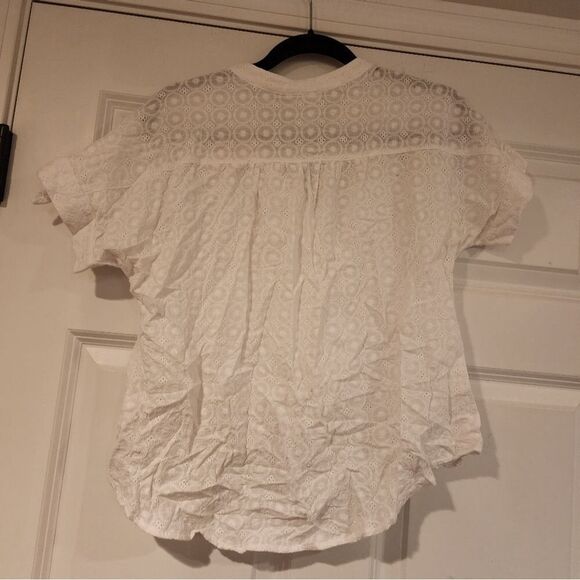 Rudy Rd Favorites sheer white blouse - Picture 3 of 3
